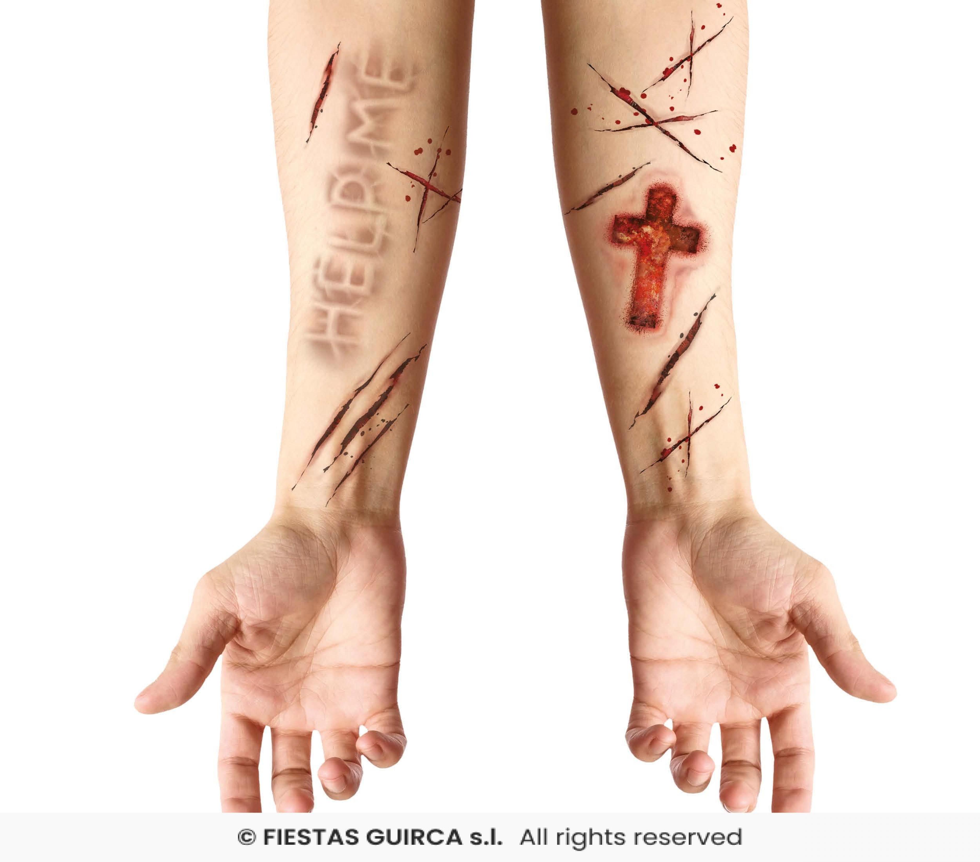 Tatouages blessures possédé