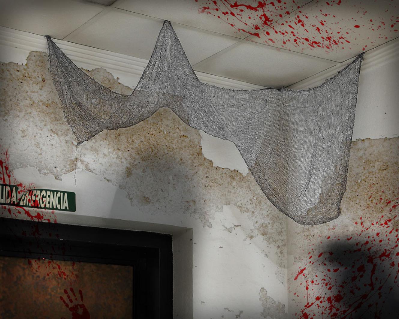 Tissu effrayant gris 76x183cm