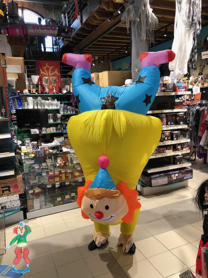 Clown acrobate gonflable intégral taille M/L