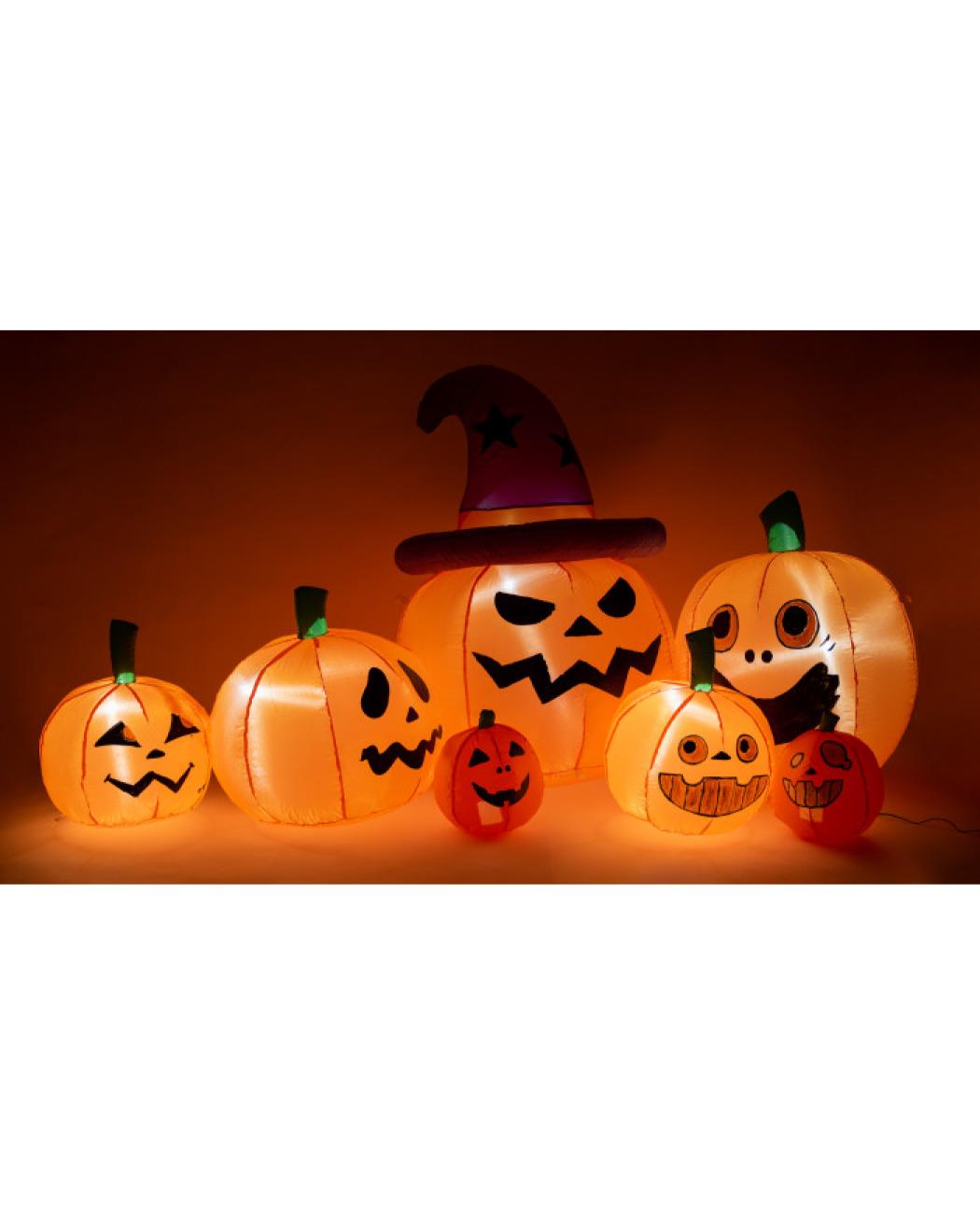 Regroupement de citrouilles gonflables 210cm de long avec LED